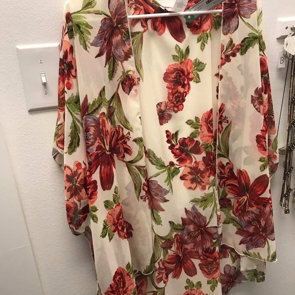 Emory Park Small - NWT kimono style shirt